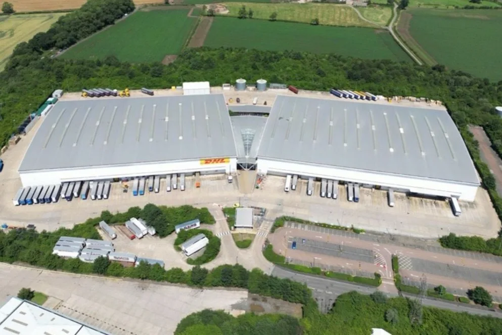 DHL otwiera największe centrum baterii EV w Wielkiej Brytanii